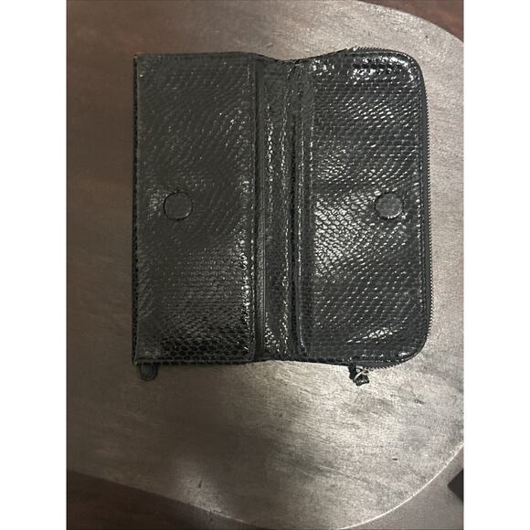 Brighton Medallion Zip Leather Wallet Clutch With Multiple Card Holders - Picture 4 of 9